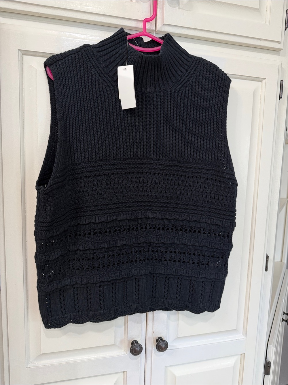 Abercrombie & Fitch Black Sleeveless Knit Turtleneck Vest